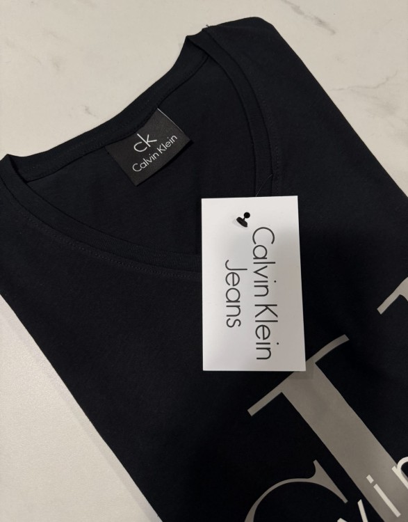 Koszulka Damska Calvin Klein Dekolt V Czarna