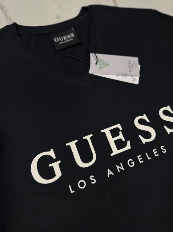 Koszulka Damska Guess Czarna Dekolt V