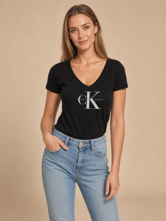 Koszulka Damska Calvin Klein Czarna Dekolt V front
